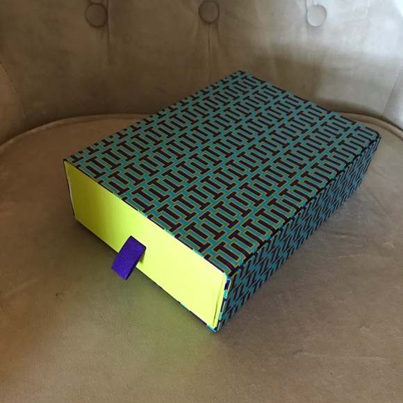 2 Tory Burch Draw Like Gift Boxs - Picture 2 of 4